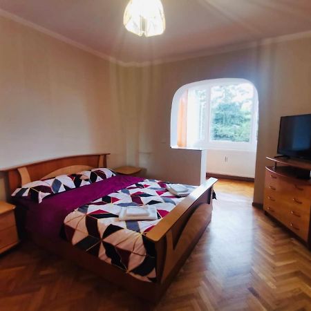 Anv Apartment Făgăraş Esterno foto